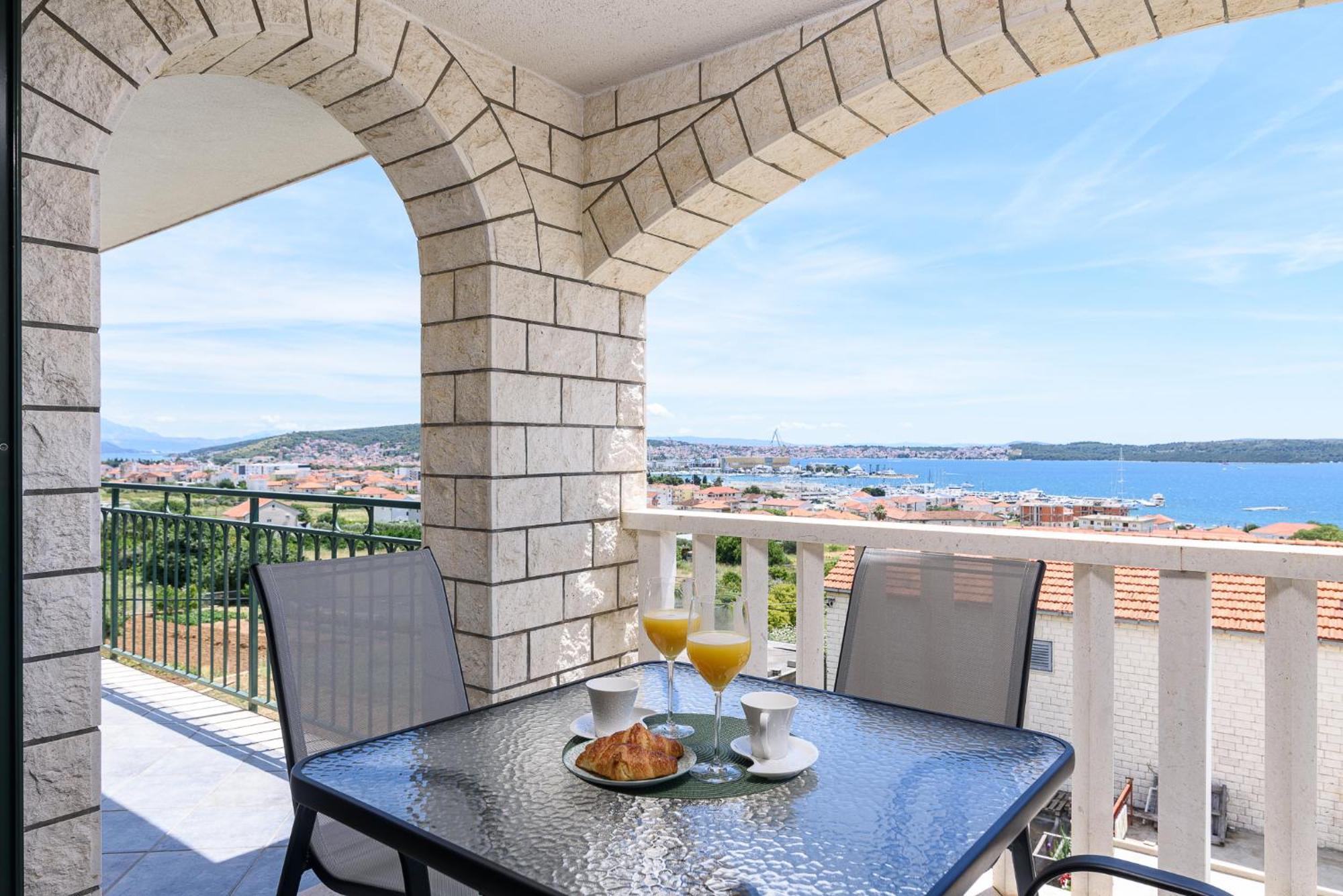 Apartments Eva Trogir Luaran gambar